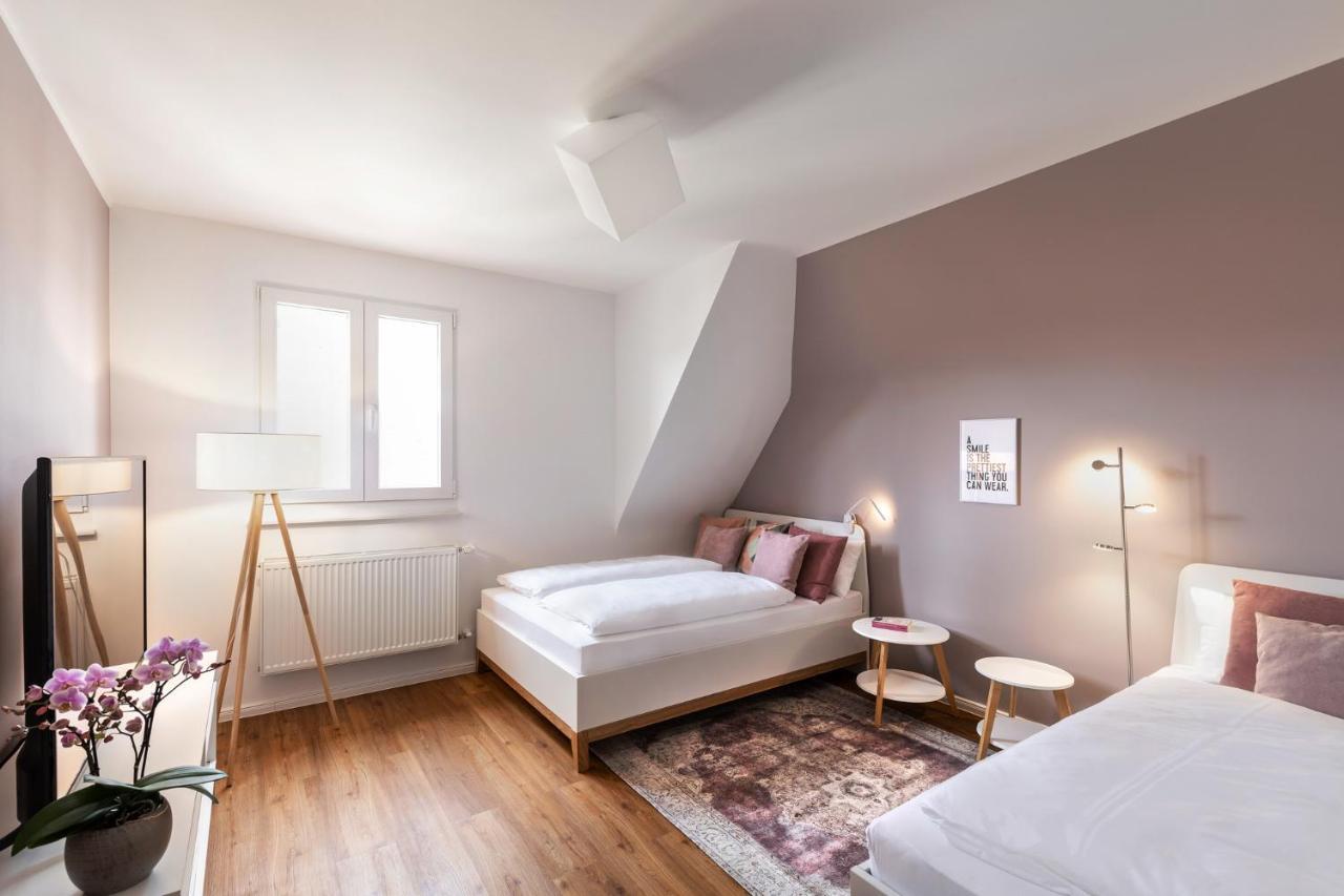 Primera Villa Singen Luaran gambar