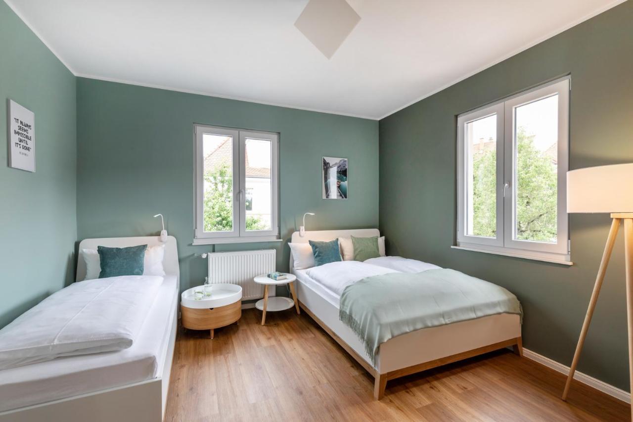 Primera Villa Singen Luaran gambar