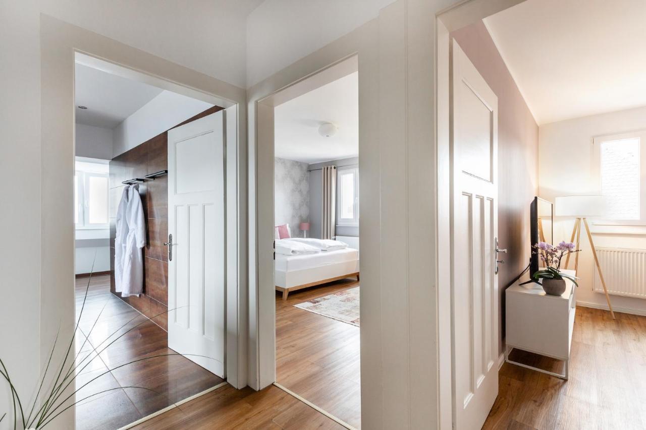 Primera Villa Singen Luaran gambar